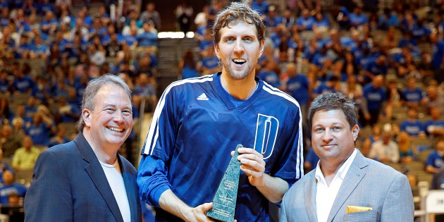 Dirk Nowitzki named winner of the 2013-14 Magic Johnson Award