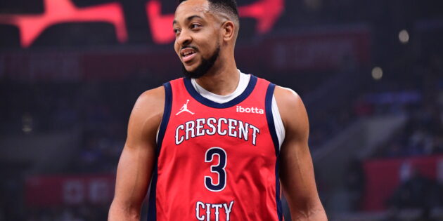 C.J. McCollum wins J. Walter Kennedy Citizenship Award for 2023-24 season